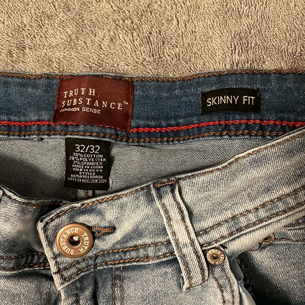 BNWOT Mens Jeans✨ - Picture 2 of 4
